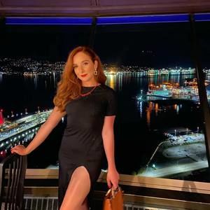 Meet your Posher, Caitlin